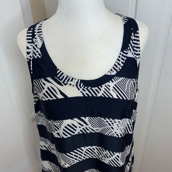 BANANA REPUBLIC•TOP - Picture 2 of 7